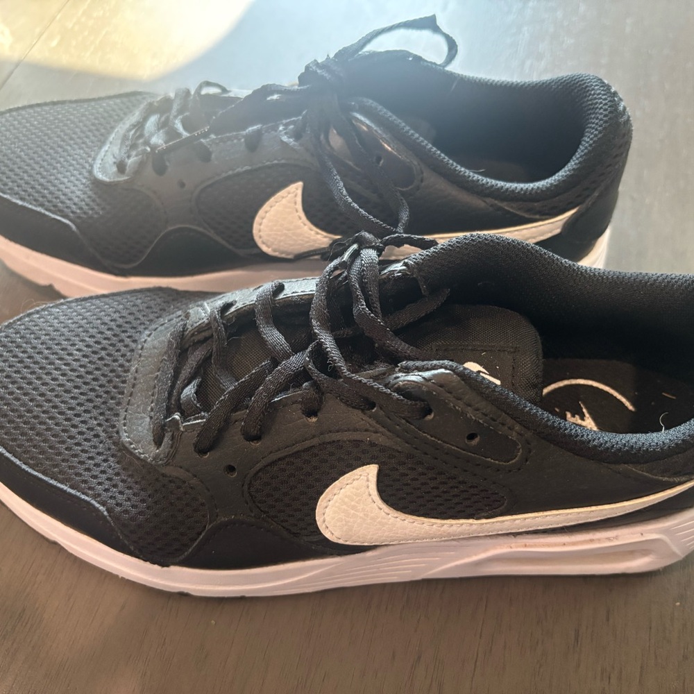 Nike Black and White Sneakers